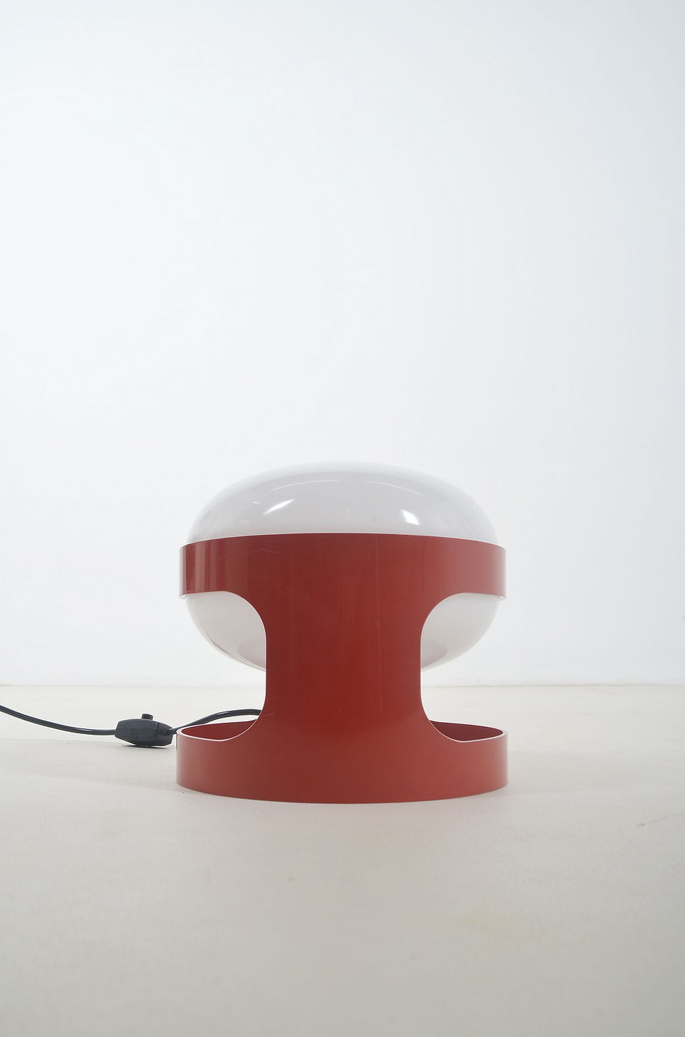 Space Age tafellamp KD 28 ontworpen door Joe Colombo voor Kartell