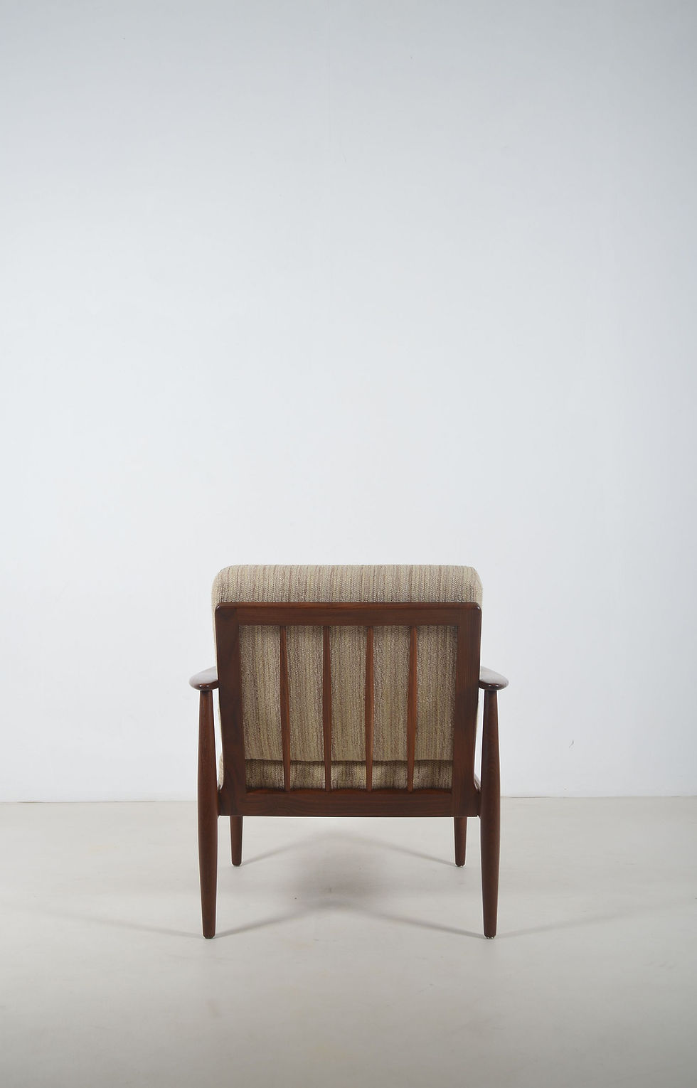 Thumbnail: Deense lounge zetel in teak, jaren '60
