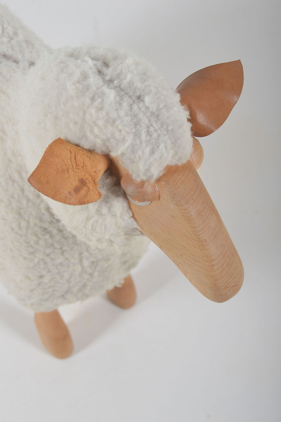 Thumbnail: Schaap ontworpen door Hanns-Peter Krafft voor Meier, jaren '80