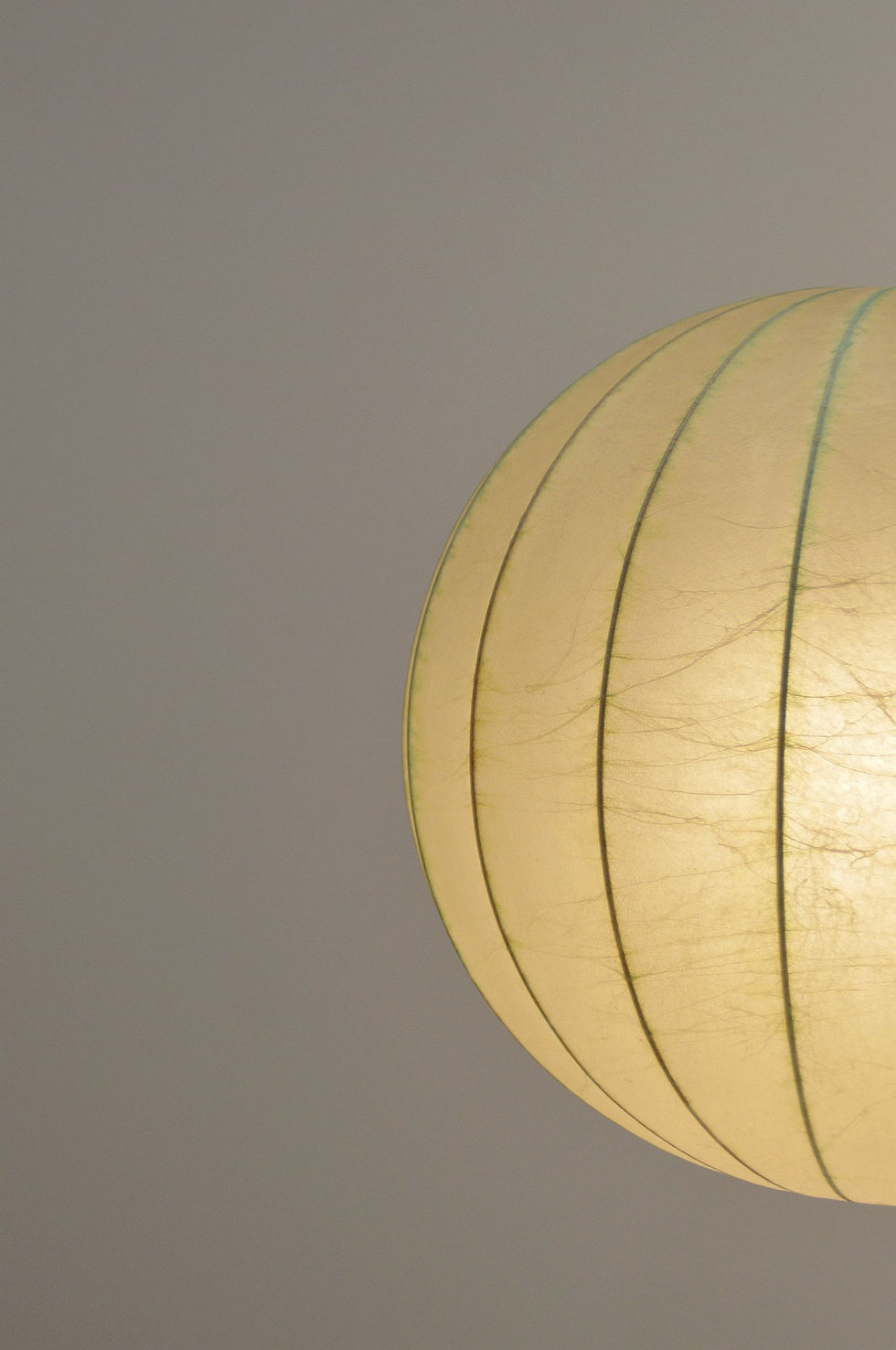 Thumbnail: Vintage cocoon hanglamp van Goldkant Leuchten, jaren '60