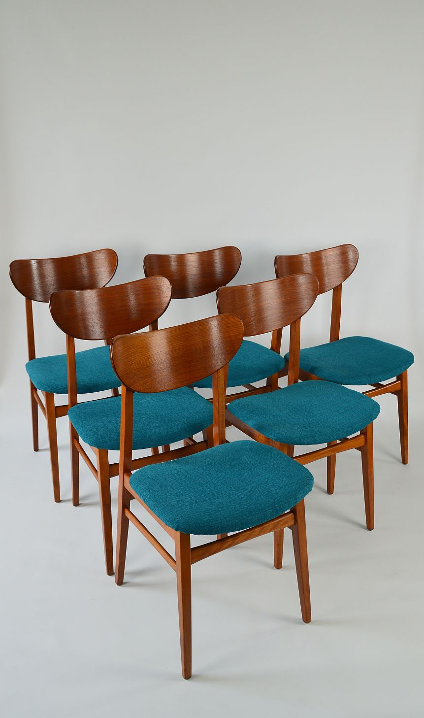 Thumbnail: 6 Scandinavische mid-century vintage stoelen in mooie staat