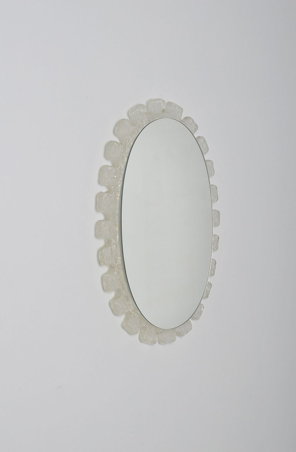 Vintage spiegel van Hillebrand met verlichting en plexiglas rand, jaren '60