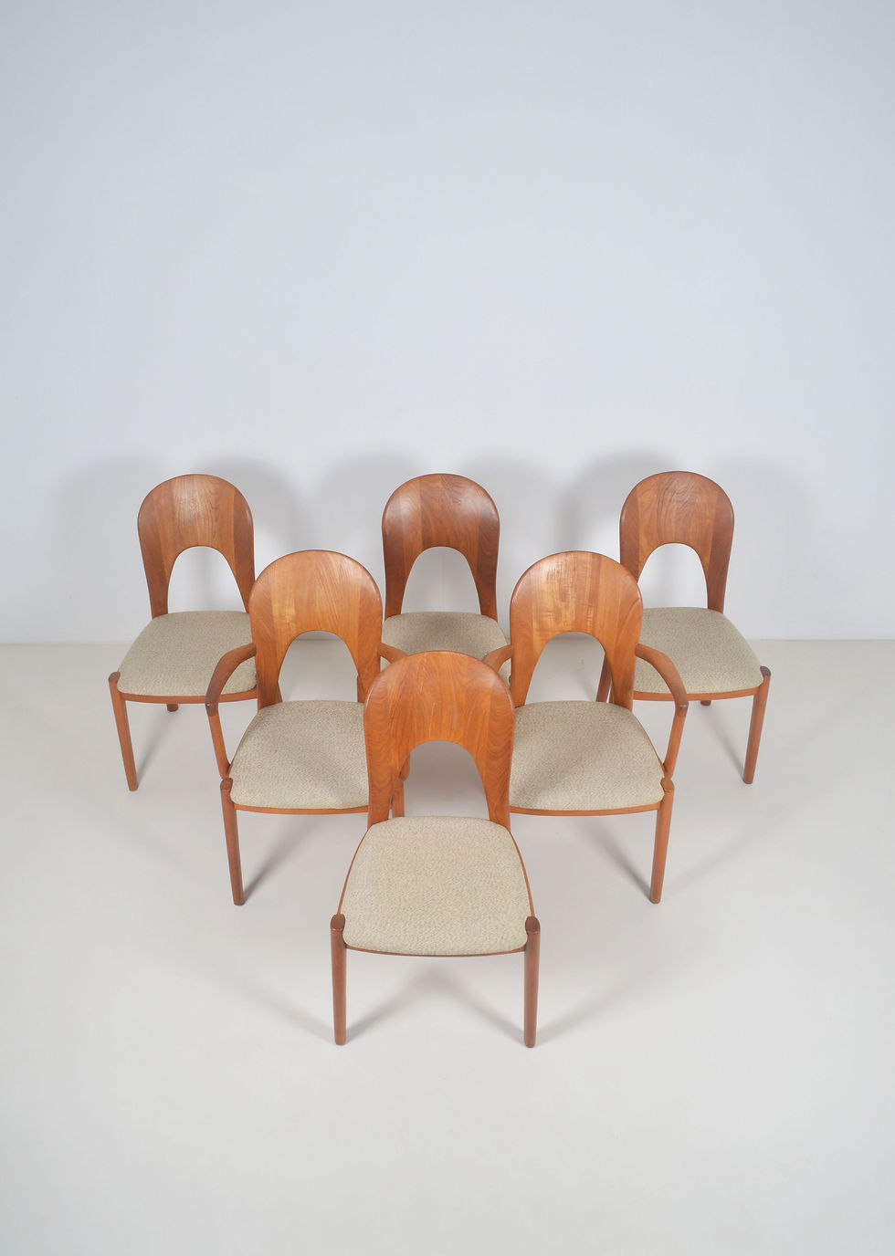 6 Deense stoelen ontworpen door Niels Koefoed, jaren '60