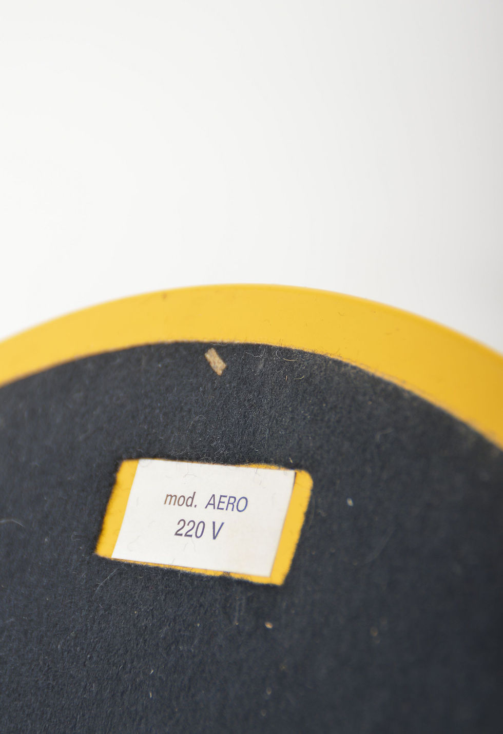 Thumbnail: Aero lamp ontworpen door Ettore Sottsass voor Bieffeplast, jaren '80