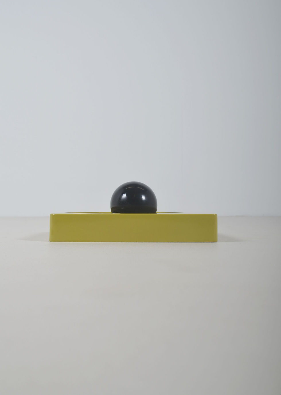 Posacenere Spiros asbak door Eleonore Peduzzi Riva voor Artemide, jaren '60