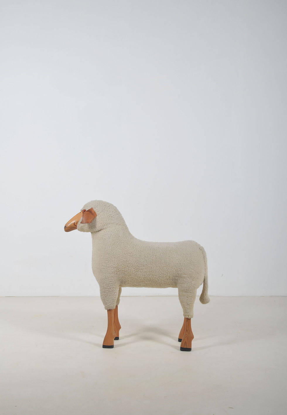 Thumbnail: Origineel XL schaap ontworpen door Hanns-Peter Krafft voor Meier, jaren '70