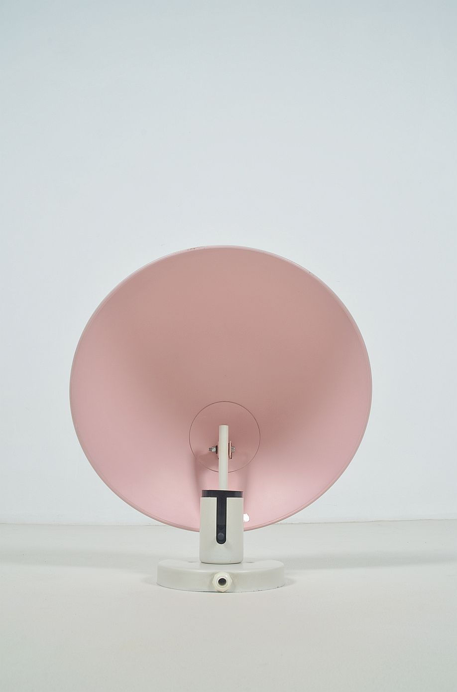 Thumbnail: Deense XL-wandlamp PH-Hat door Poul Henningsen voor Louis Poulsen, jaren '60