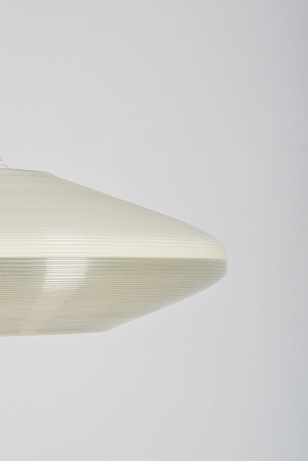 UFO-vormige Rotaflex lamp ontworpen door John en Sylvia Reid, jaren '50