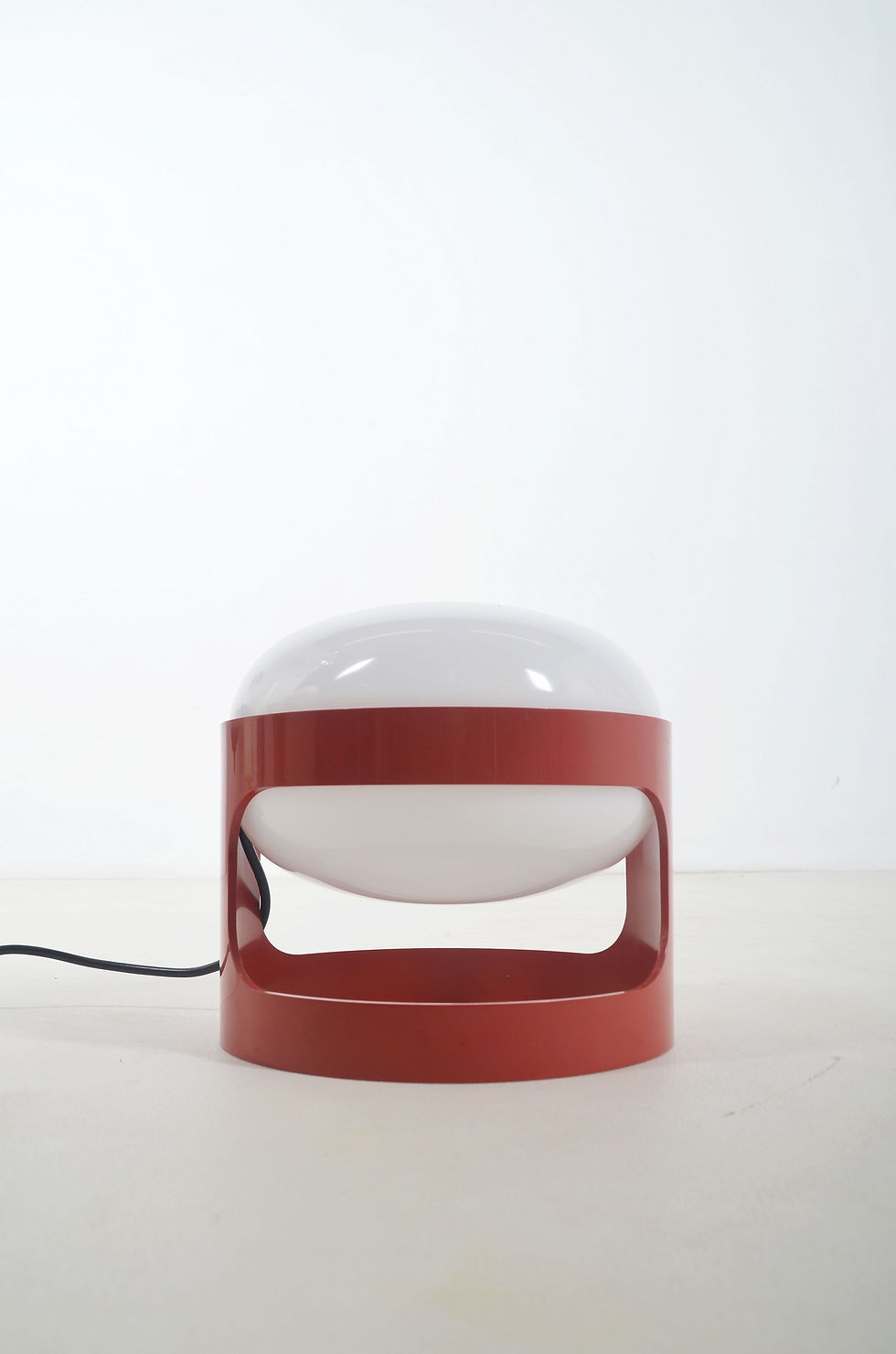Space Age tafellamp KD 28 ontworpen door Joe Colombo voor Kartell