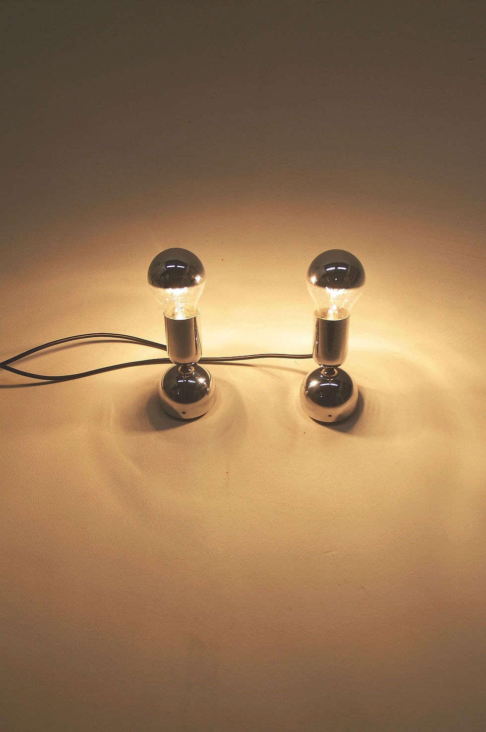 Thumbnail: Set Pollux lampen ontworpen door Ingo Maurer voor Design M, jaren '60