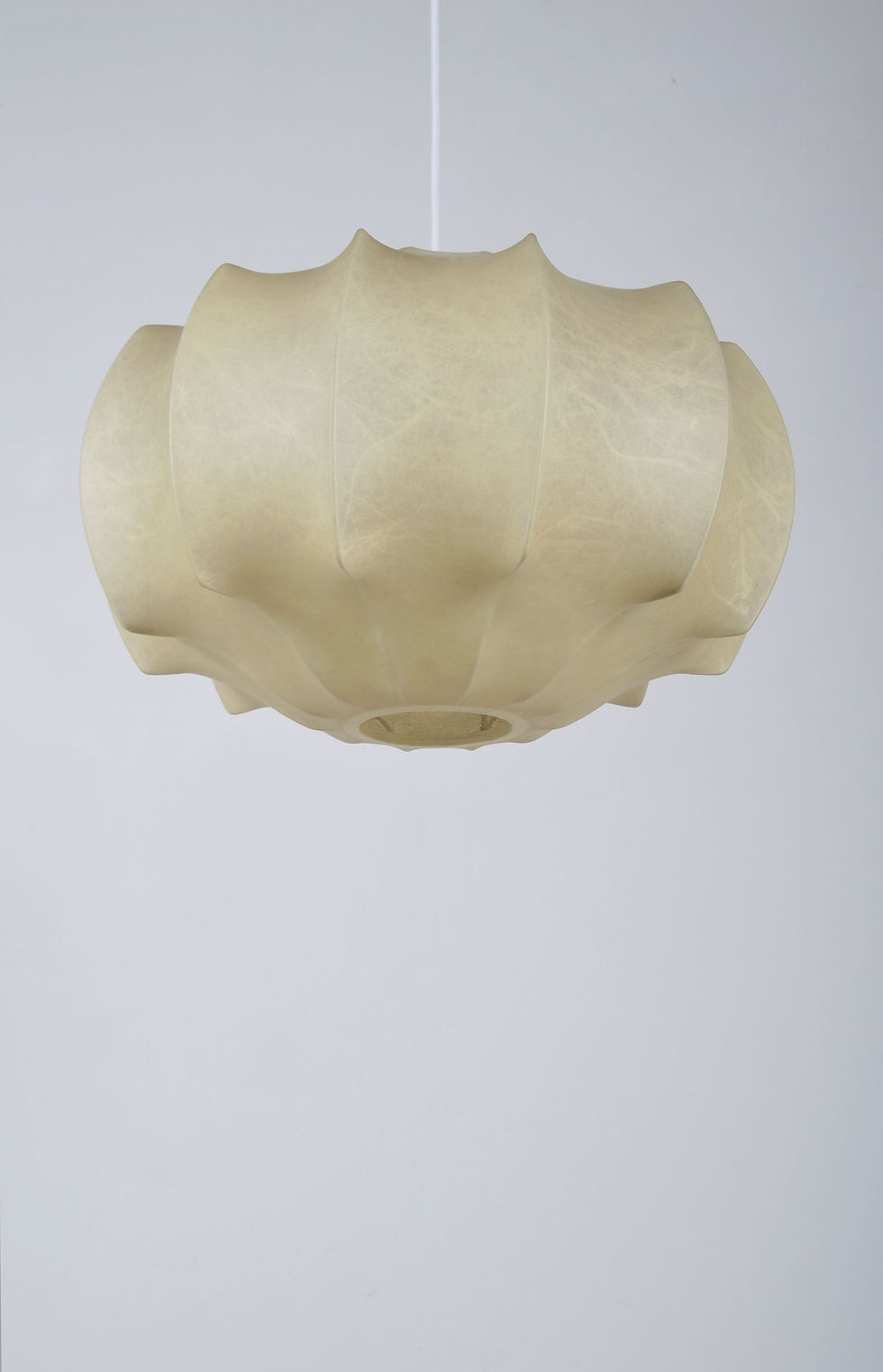 Thumbnail: Zeldzame cocoon hanglamp, jaren '60