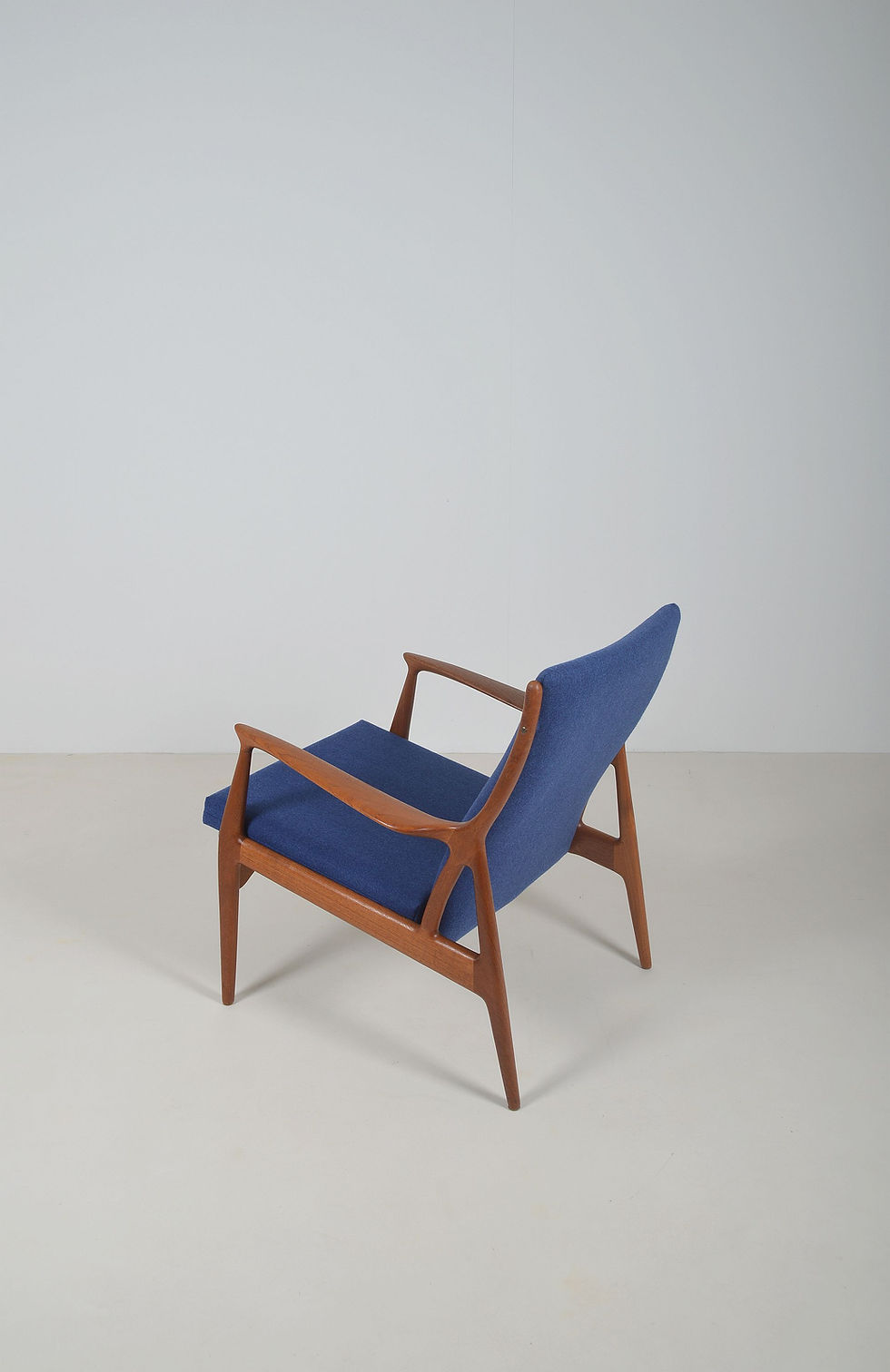 Thumbnail: Deense fauteuil door Erik Andersen & Palle Pedersen voor Horsens, jaren '60