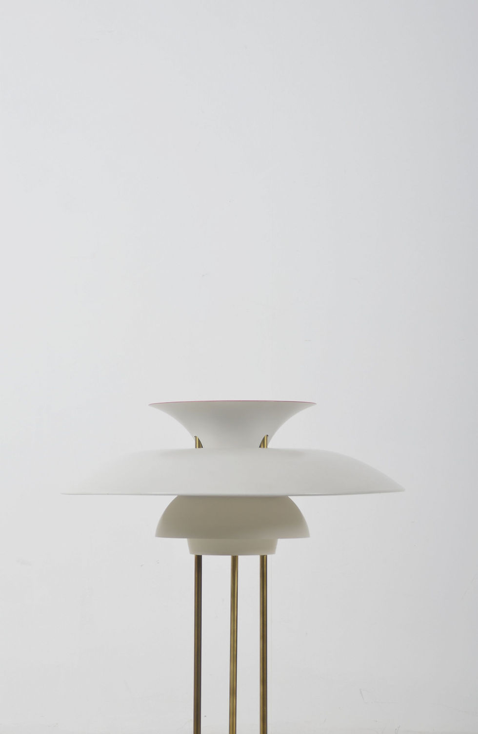 Thumbnail: PH 5 tafellamp ontworpen door Poul Henningsen voor Louis Poulsen, jaren '60