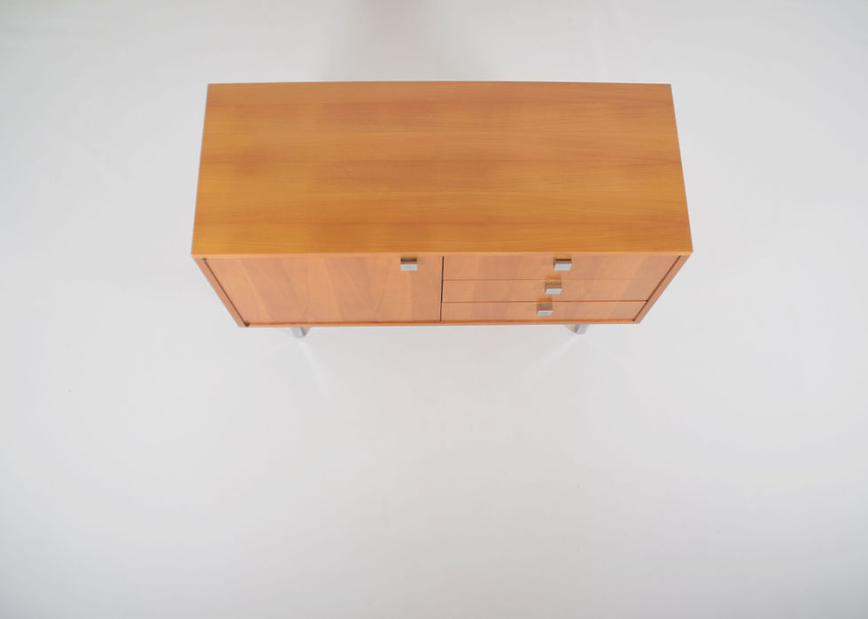 Thumbnail: Sideboard ontworpen door Alfred Hendrickx voor Belform, jaren '60