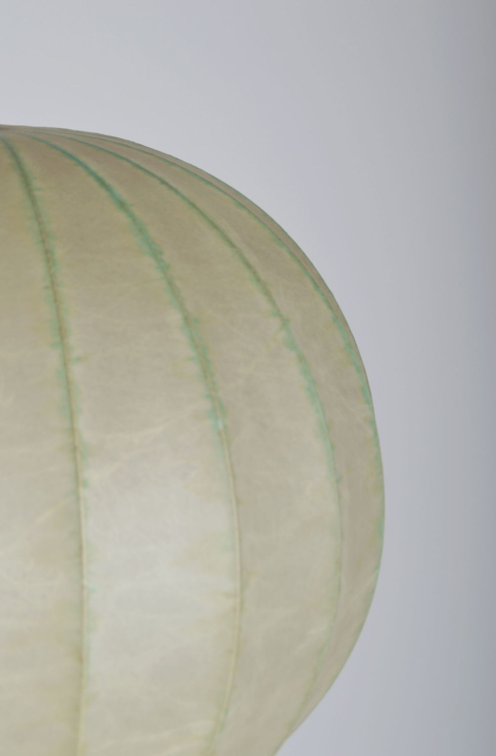 Thumbnail: Vintage cocoon hanglamp van Goldkant Leuchten, jaren '60