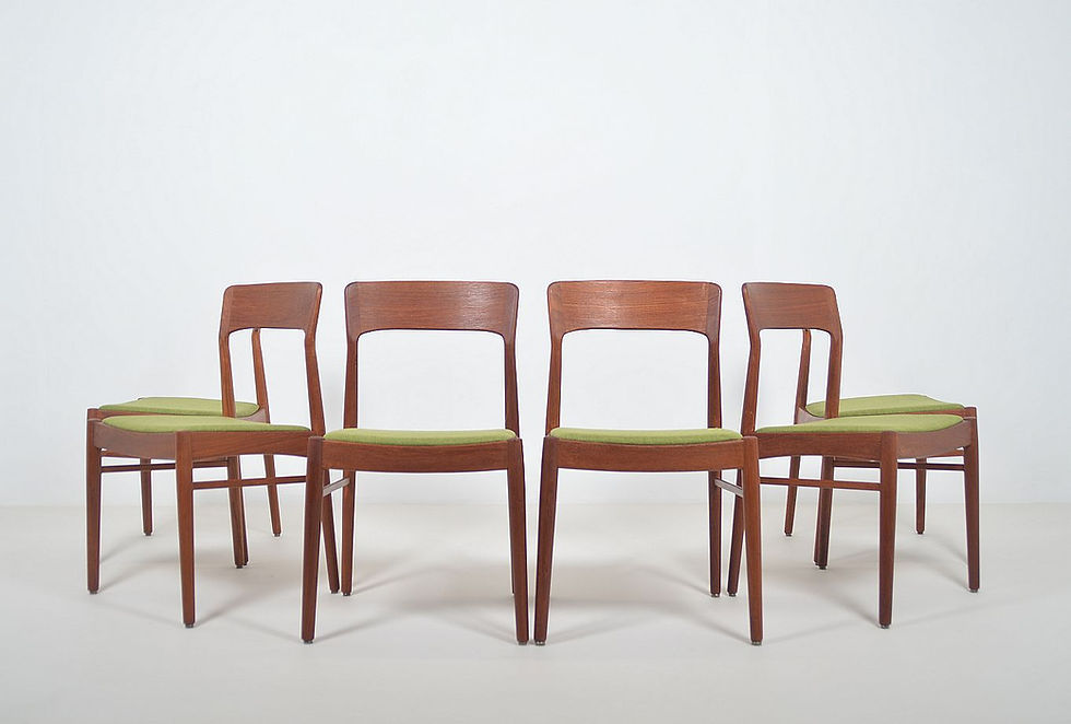 Set van 6 Deense teak stoelen ontworpen door Henning Kjærnulf, jaren '60