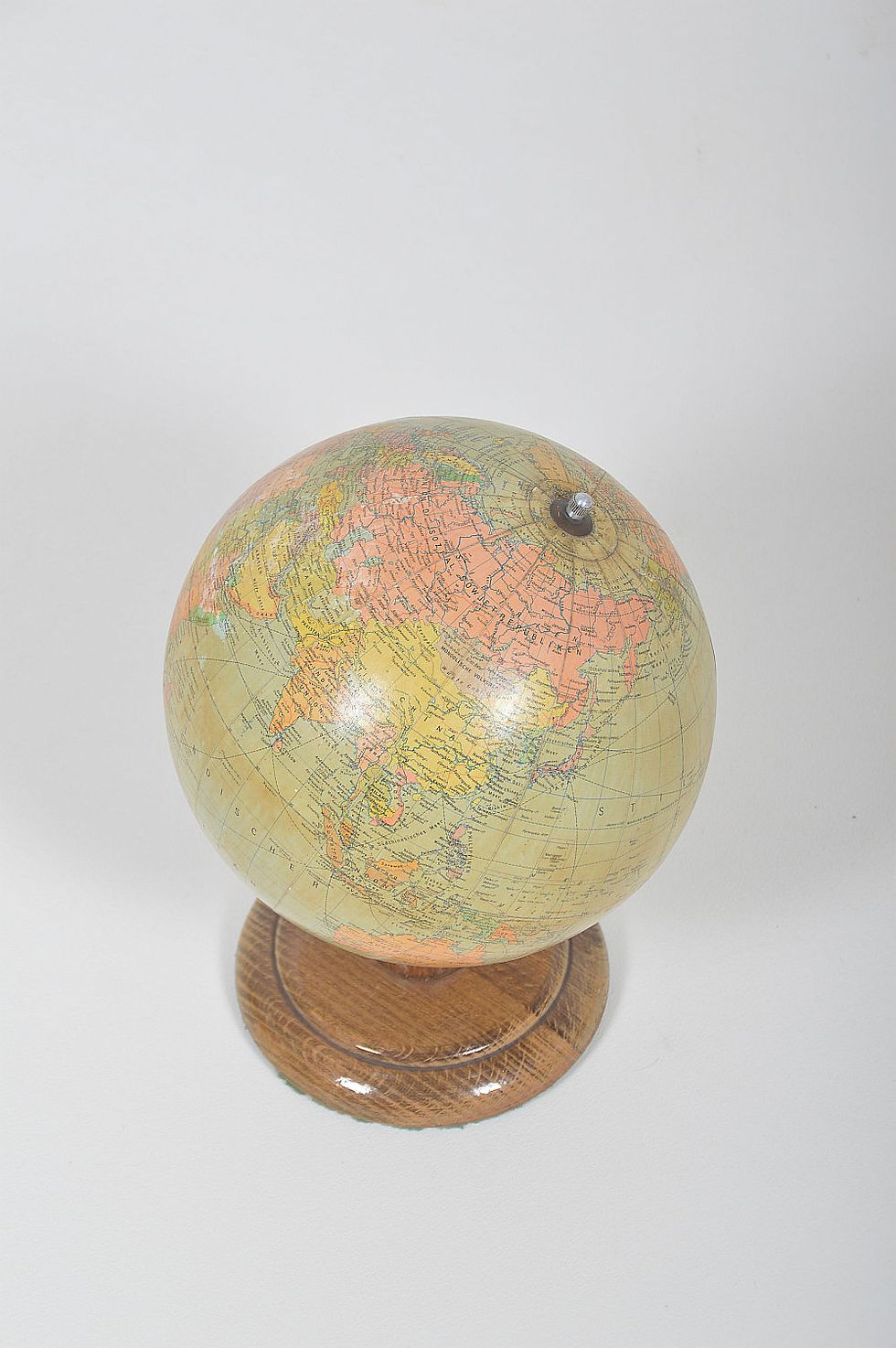 Politieke globe van Paul Räth, jaren '50