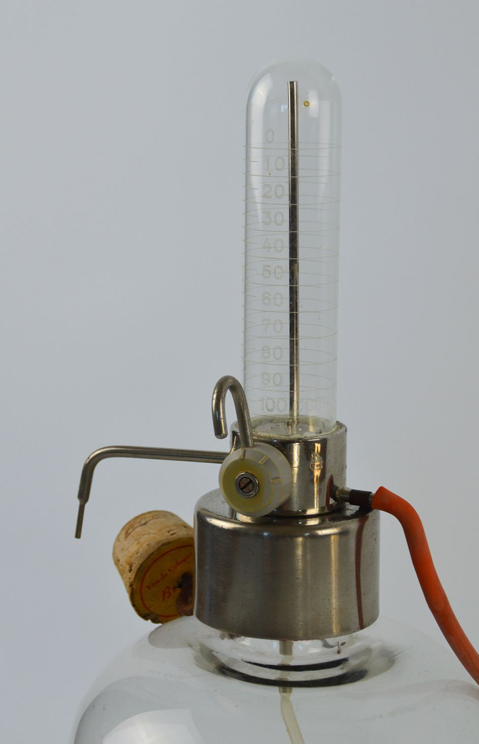 Thumbnail: Grote navulfles voor Eau De Cologne uit eerste helft 20ste eeuw