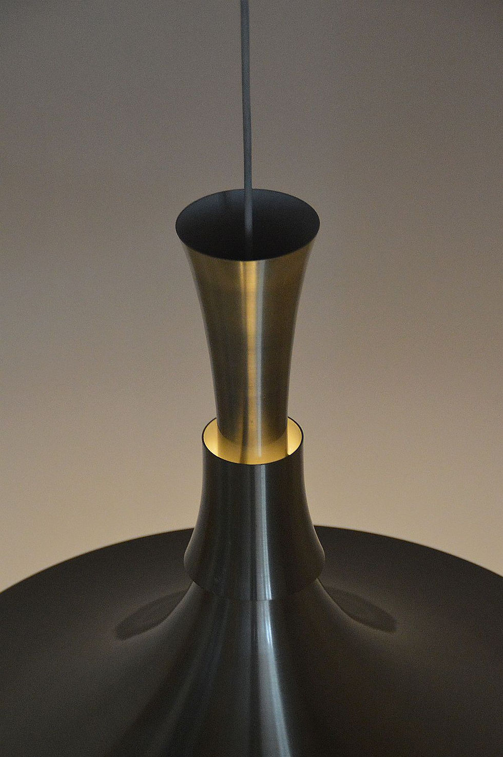 Thumbnail: Deense hanglamp ontworpen door Bent Nordsted voor Lyskær Belysning, jaren '70