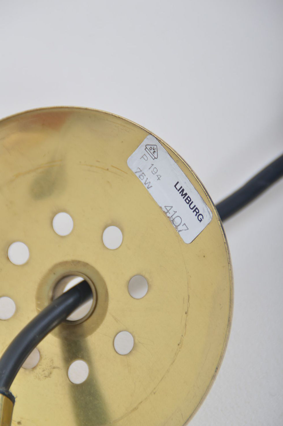 Thumbnail: Mid-century globe hanglamp in glas van Glashütte Limburg, jaren '70