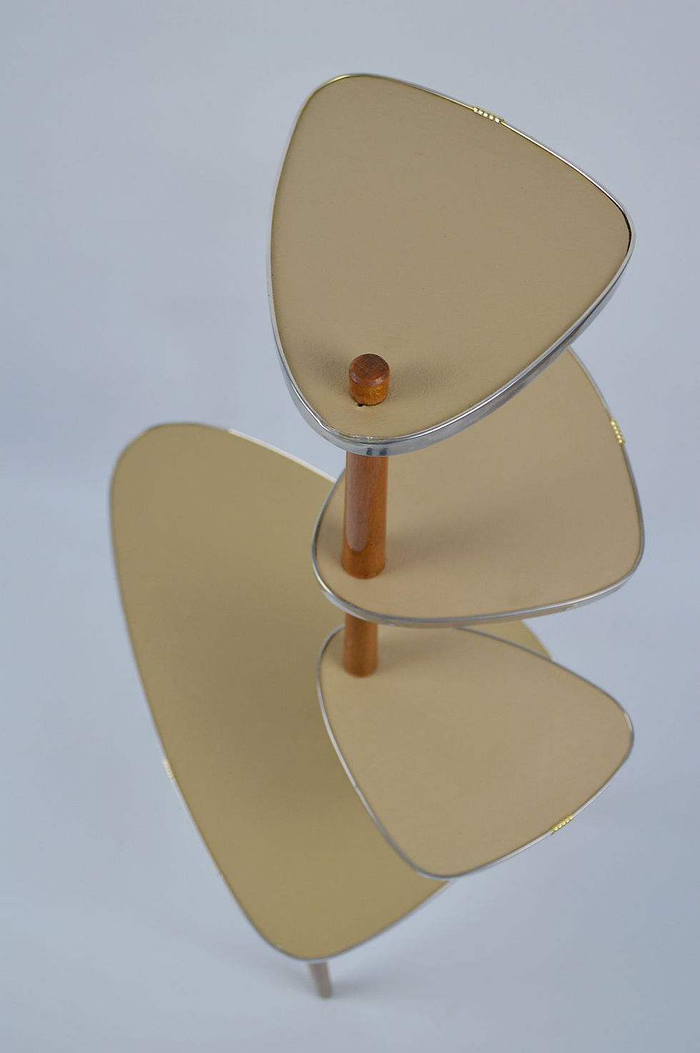 Thumbnail: Originele plantentafel met verschillende niveau's, jaren '60
