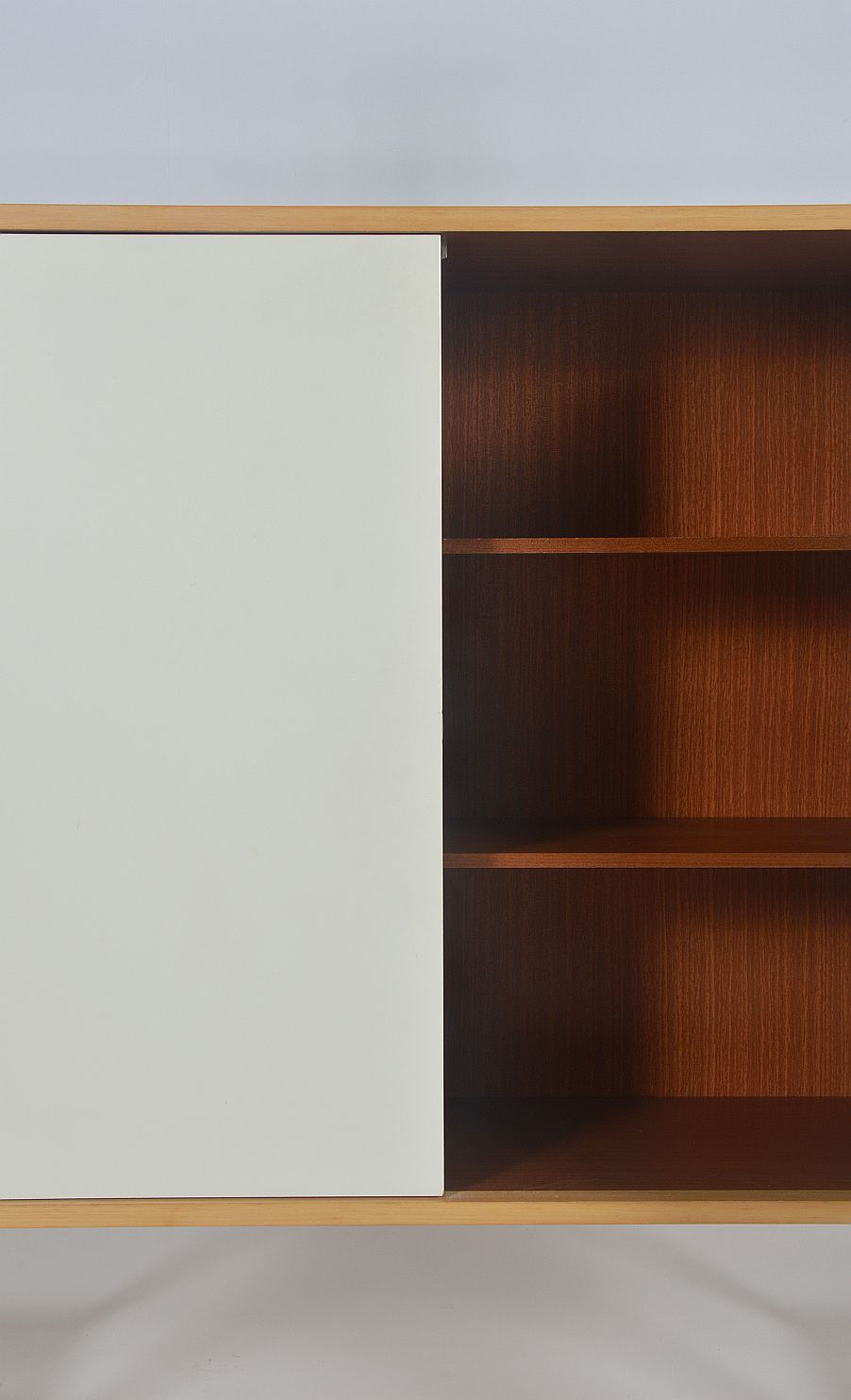 Thumbnail: Modulair wandrek met leggers en opbergkast, jaren '70