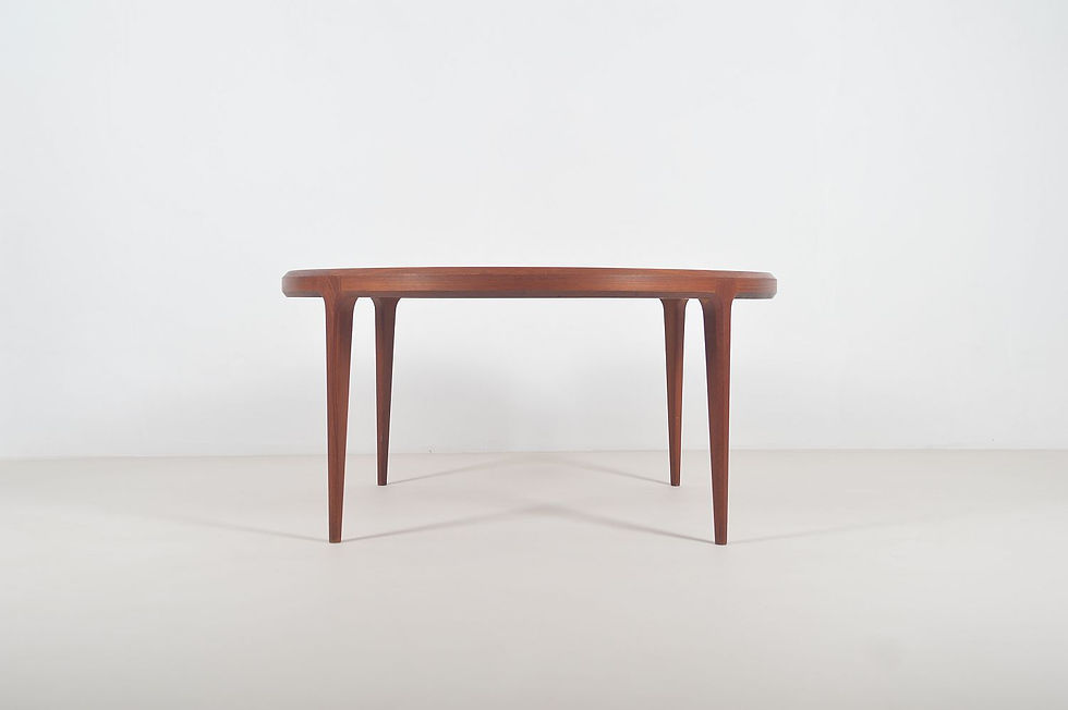 Thumbnail: Deense salontafel ontworpen door Johannes Andersen, jaren '50