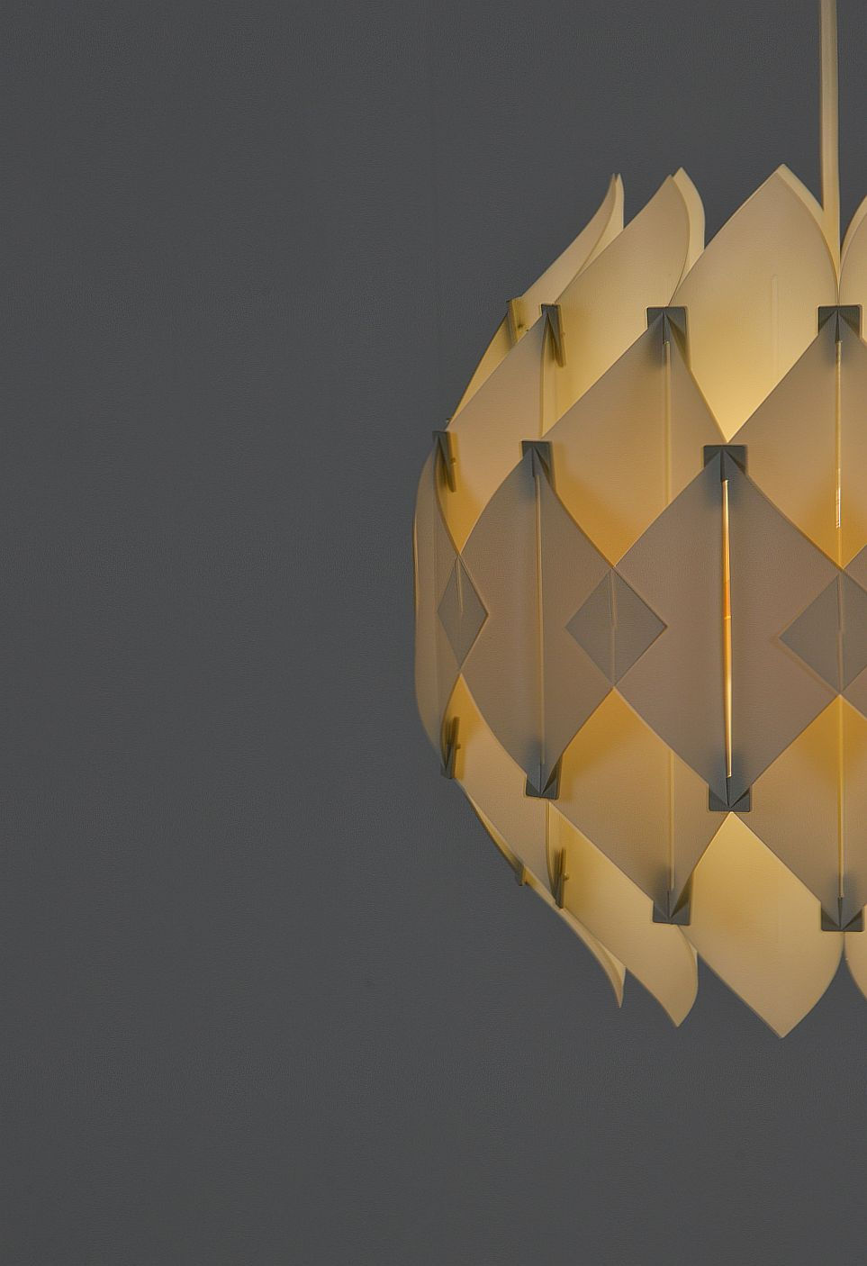 Thumbnail: Hanglamp 'Butterfly' ontworpen door Lars Eiler Schiøler voor Høyrup, jaren '60