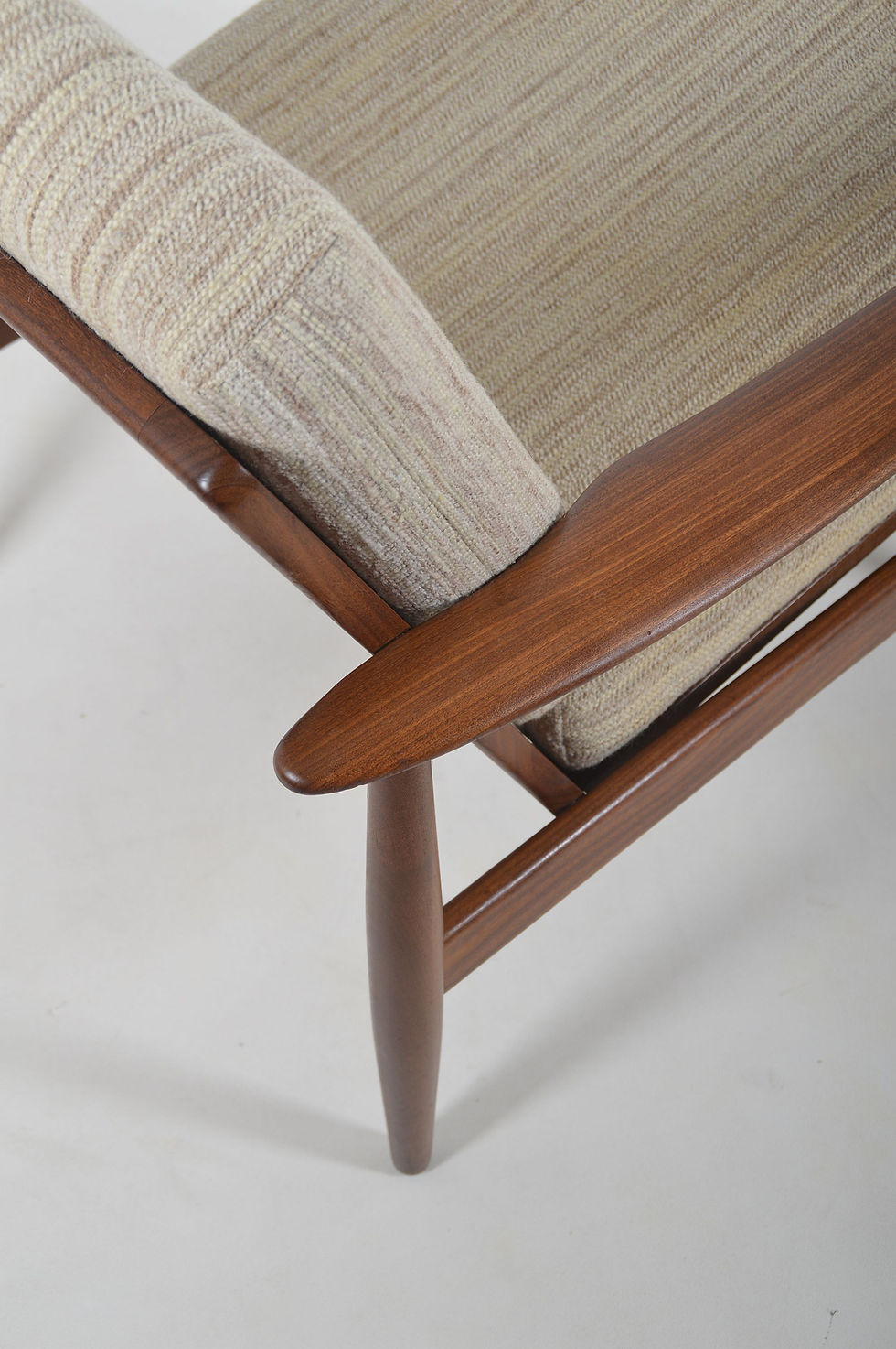 Thumbnail: Deense lounge zetel in teak, jaren '60