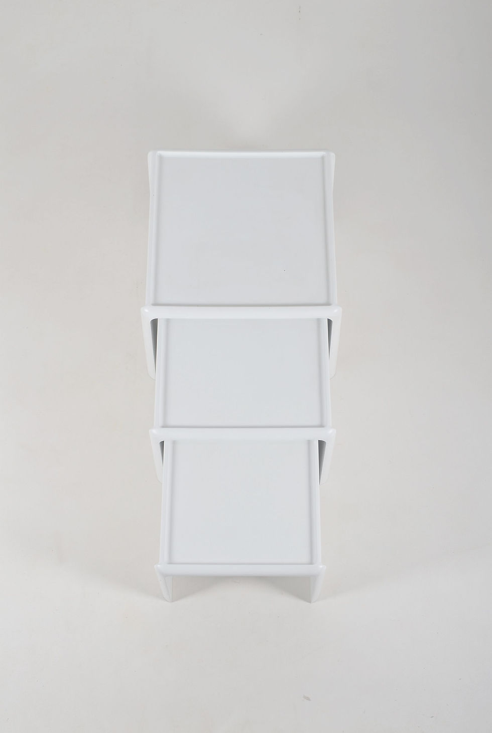 Thumbnail: Set van 3 nesttafels ontworpen door Peter Ghyczy voor Horn Collection, jaren '70
