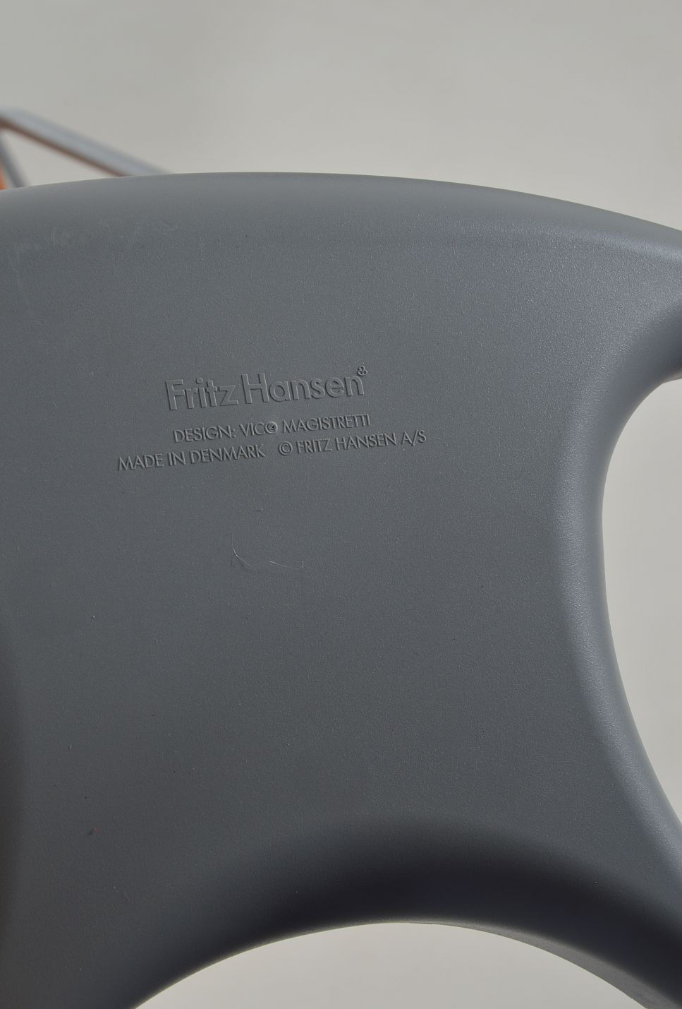 Thumbnail: 2 stoelen 'Vico Duo' ontworpen door Vico Magistretti voor Fritz Hansen, 2007