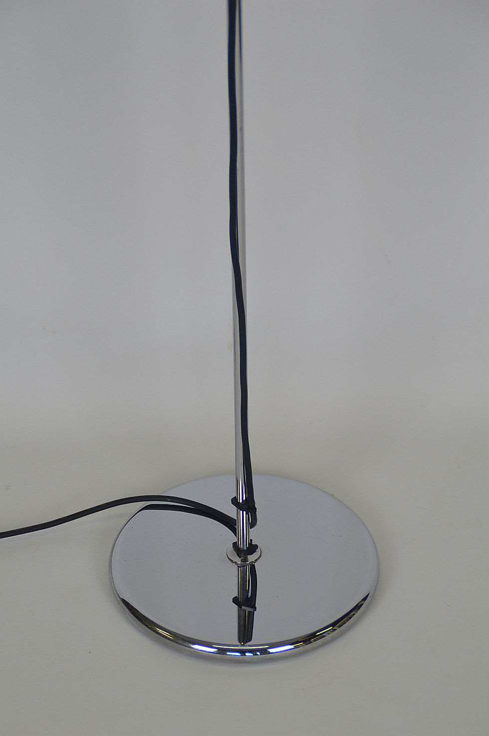 Thumbnail: Vintage vloerlamp in chroom, jaren '70