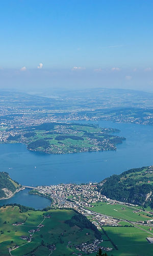 Le sommet du Stanserhorn (1898 m) depuis Wiesenberg