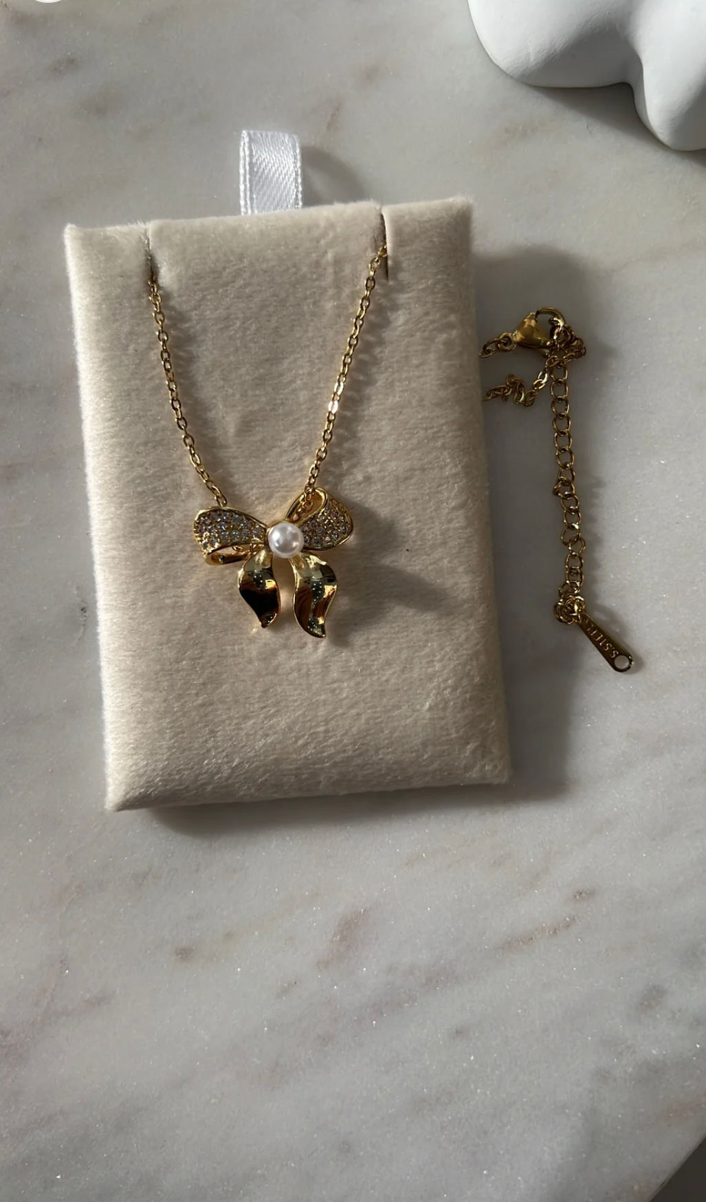 Boss Naari Pearl Bow Necklace