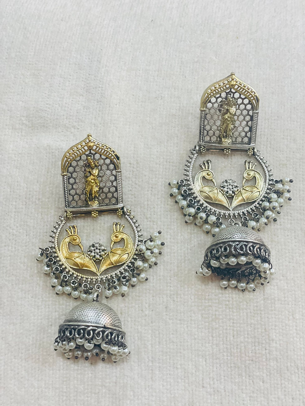 Thumbnail: Kanha Inspired Earring