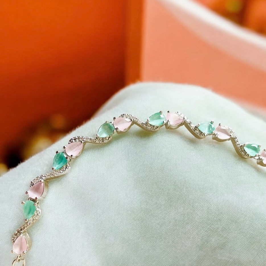 Thumbnail: Ziva Mint Pink Necklace