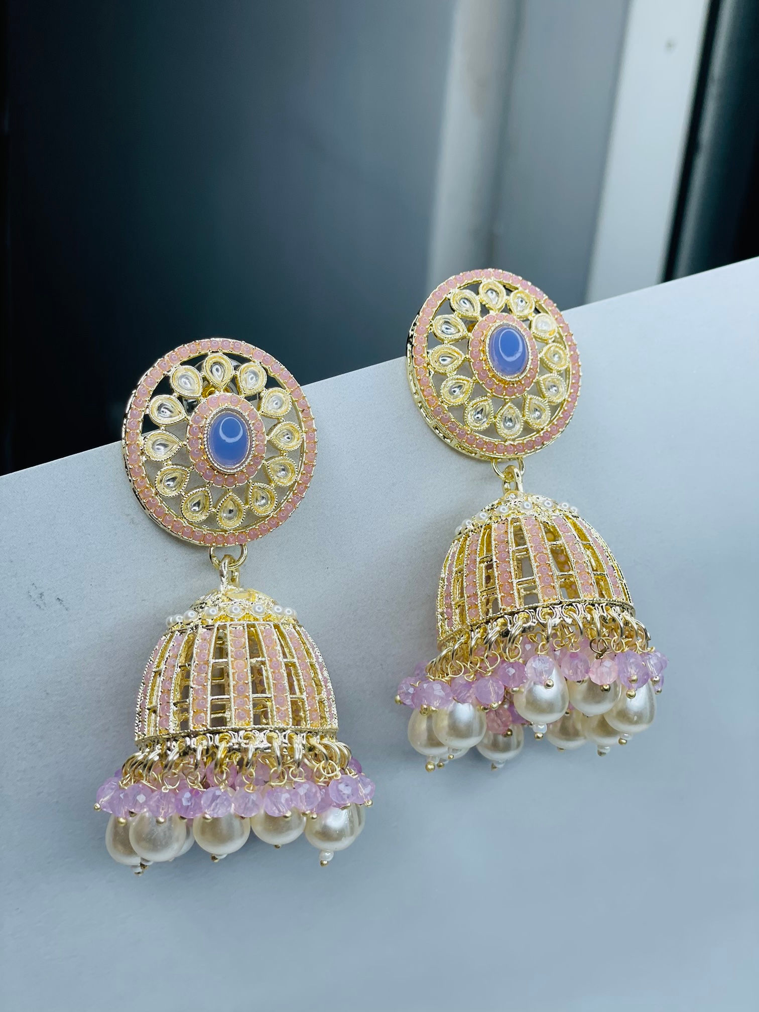 Pearly Lavender Kundan jhumka 