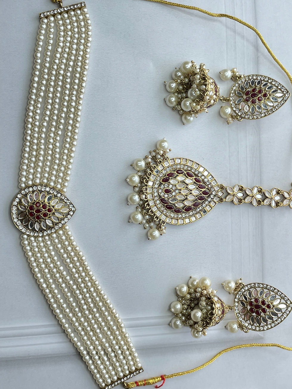 Thumbnail: choker necklace set