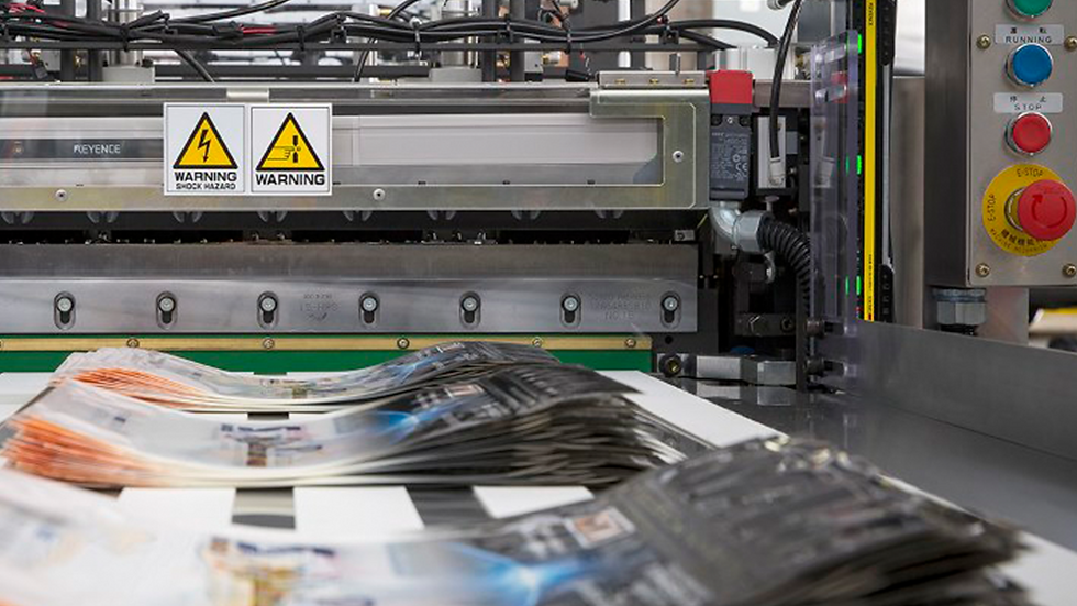 Standing pouch dengan bahan metalized untuk UMKM