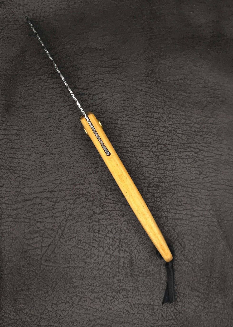 Miniature : Couteau piémontais ébène blanc 