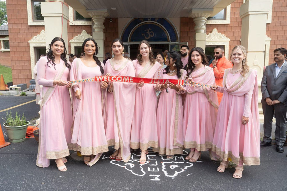 LightPinkBridesmaids2
