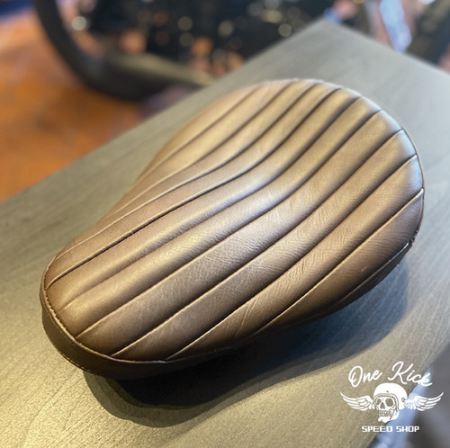 Bates Style - Solo Seat - Brown | Onekick Speedshop