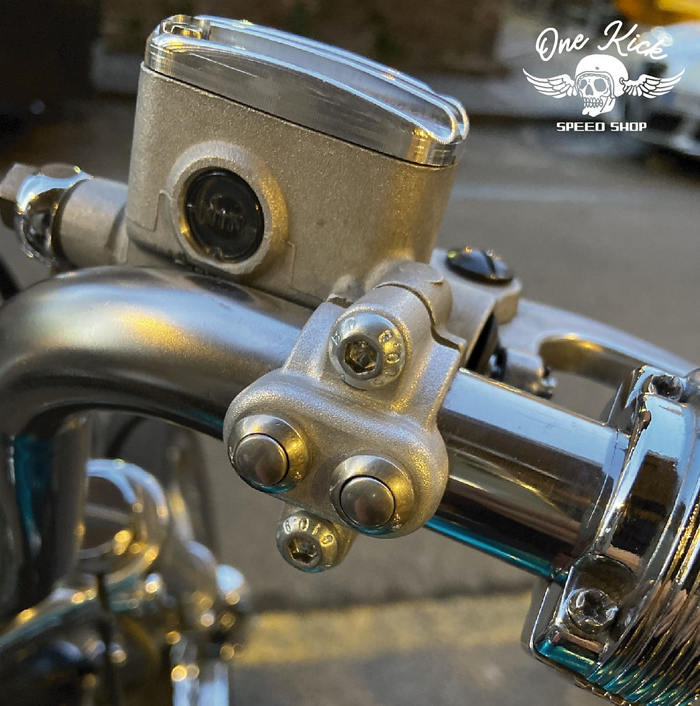 Miniatura: Interruttore Satinato 2 Pulsanti per Pompa Freno Classic - Manubrio 1".