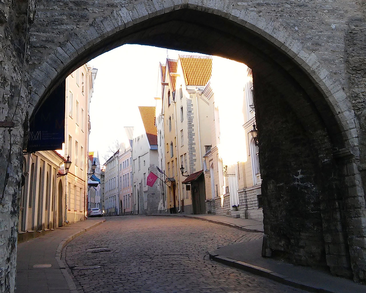 Pretty buildings, impractical paving