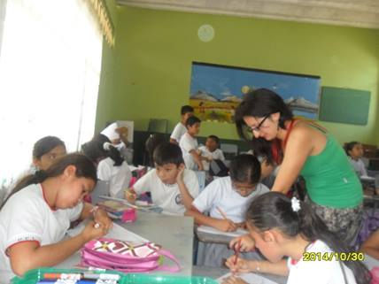 ´´ Libres son quienes crean, no copian , y libres son quienes piensan, no obedecen.  Enseñar , es en