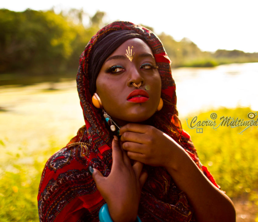 Queen of the Golden Sun artistic portrait and lifestyle photography offered by Jayde Graham of Caerus Multimedia. 