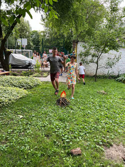 photo_5461097444700969893_y