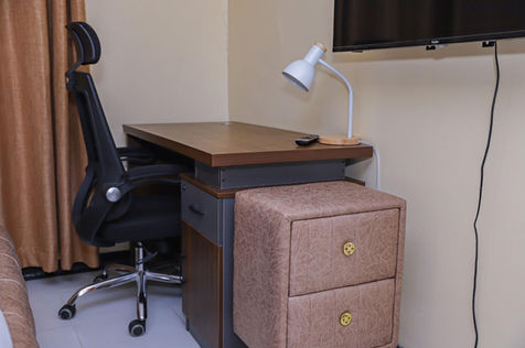 Study desk area at Milimani ComfyHomestays Nakuru