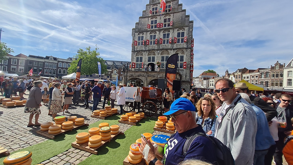 Feira de queijos em Gouda na Holanda