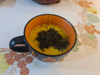 Caldo de Cabotia : Receita simples de Caldo de abobora cabotia com gorgonzola e couve crisp